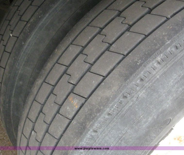 image for item 8086 1998 Trailmobile 53' dry van trailer