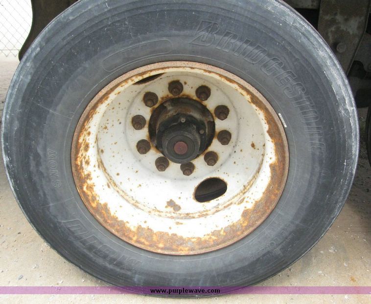 image for item 8087 1997 Trailmobile 53' dry van trailer