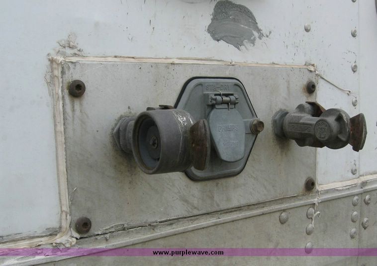 image for item 8090 2000 Trailmobile 53' dry van trailer