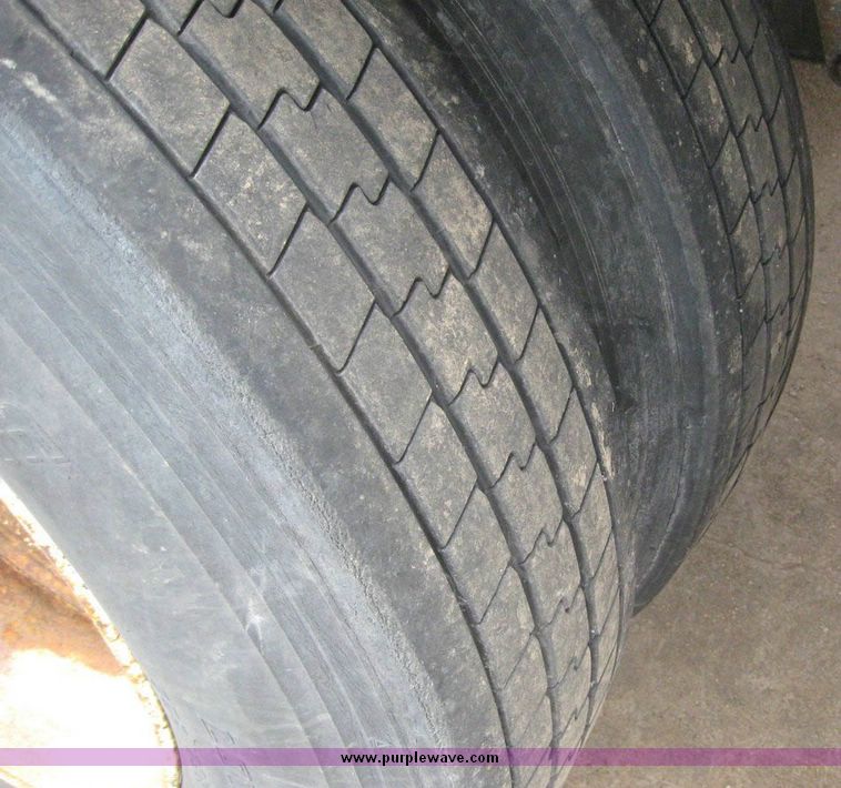 image for item 8091 1999 Wabash 53' dry van trailer