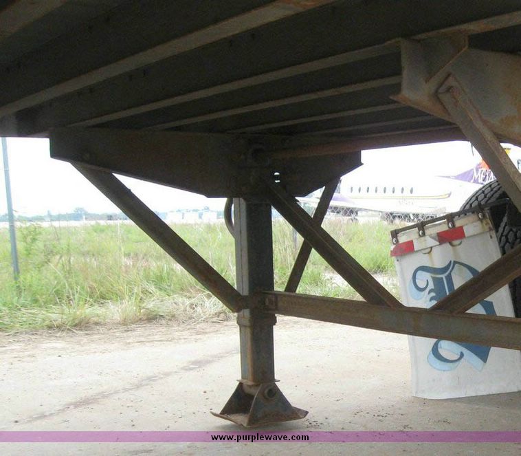 image for item 8091 1999 Wabash 53' dry van trailer