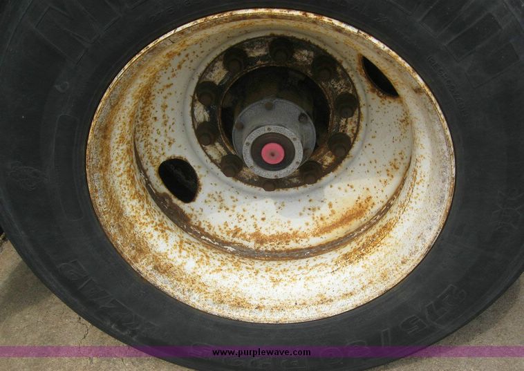 image for item 8095 2000 Trailmobile 53' dry van trailer