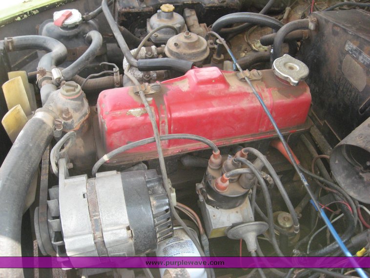 image for item 8638 1977 MG Midget convertible