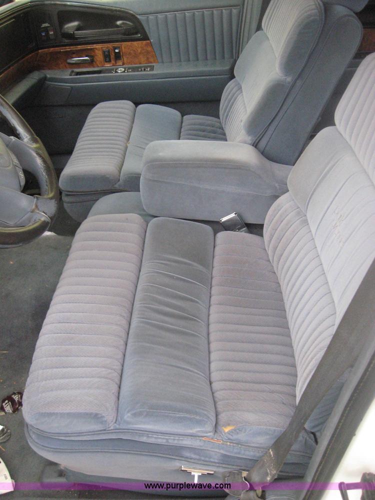 image for item 8645 1996 Buick Park Avenue