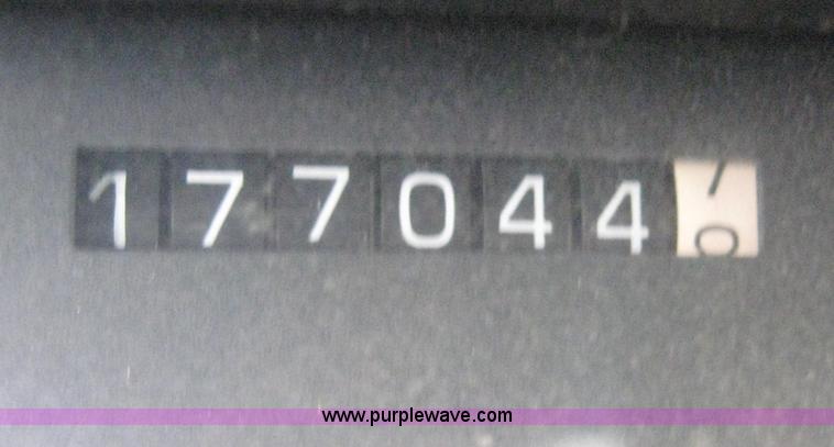 image for item 8645 1996 Buick Park Avenue