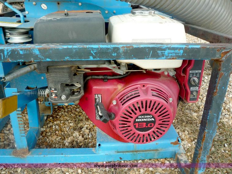 2004 Harper Goossen straw blower in Valley Park, MO Item 2027 sold