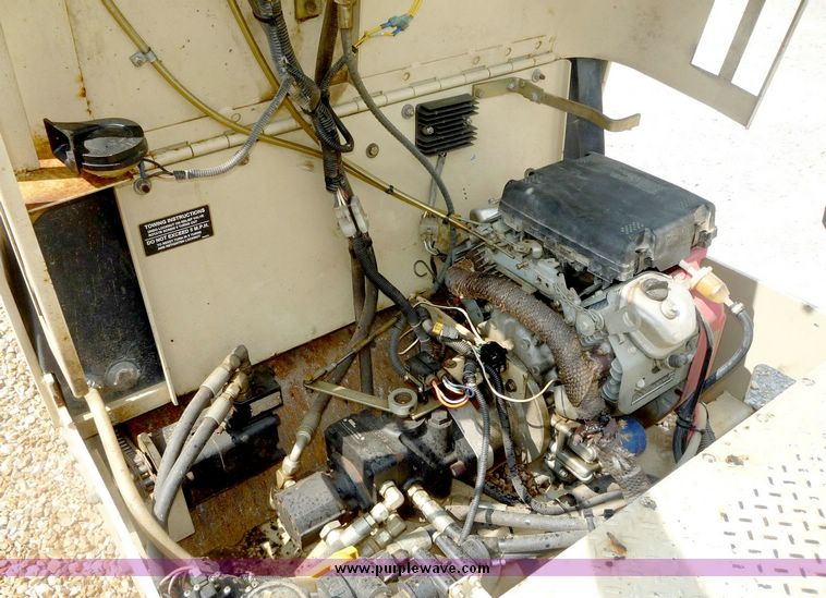 image for item 2032 2004 Ingersoll Rand DD10S vibratory packer roller