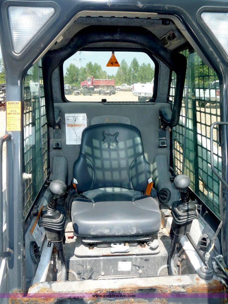 image for item 2034 2008 Bobcat S160 skid steer