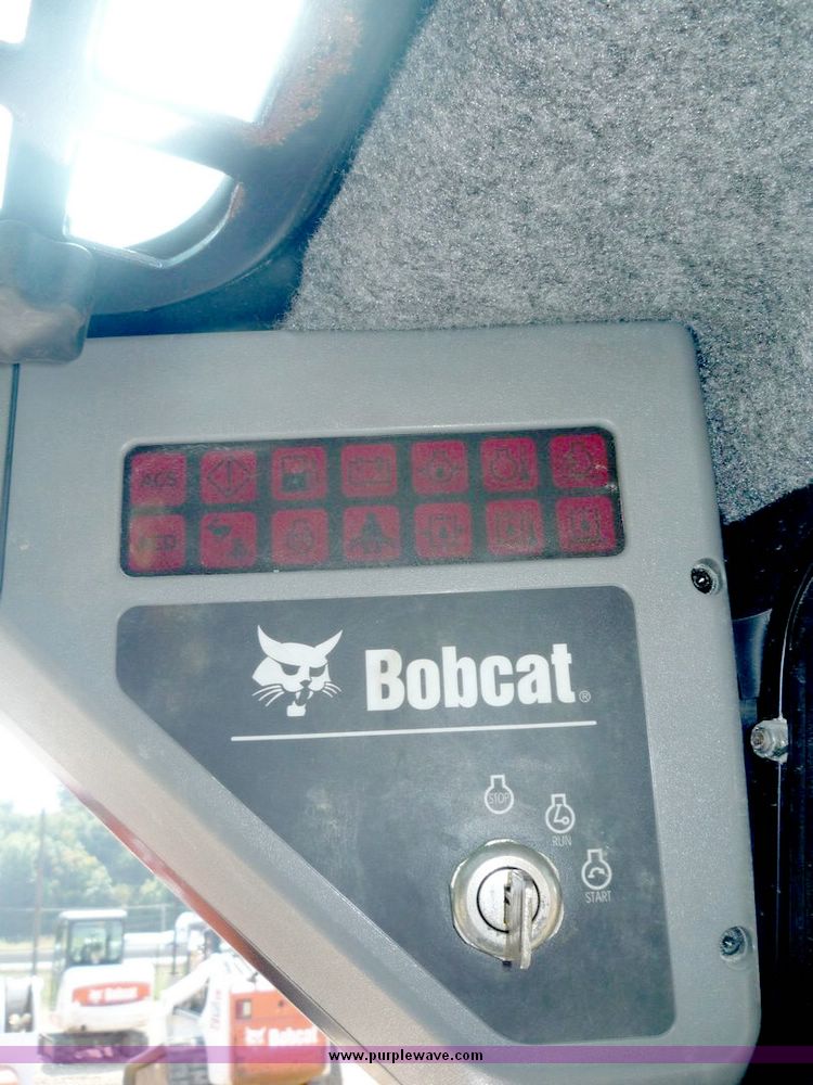 image for item 2034 2008 Bobcat S160 skid steer