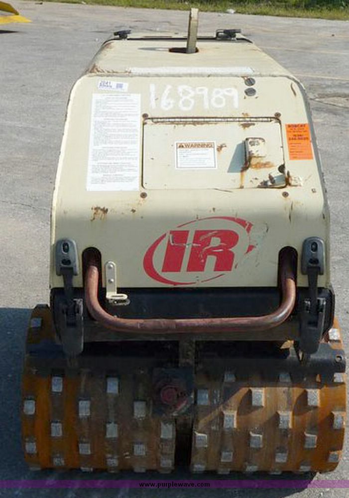 image for item 2041 2002 Ingersoll Rand TC-13 remote control trench compactor