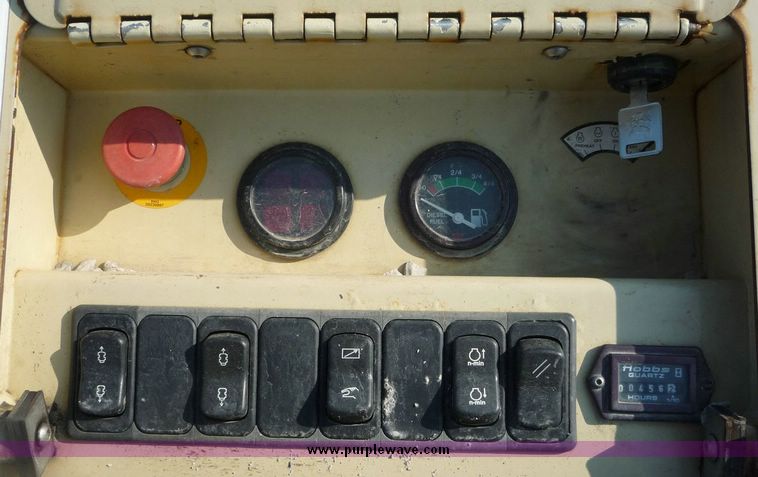 image for item 2041 2002 Ingersoll Rand TC-13 remote control trench compactor