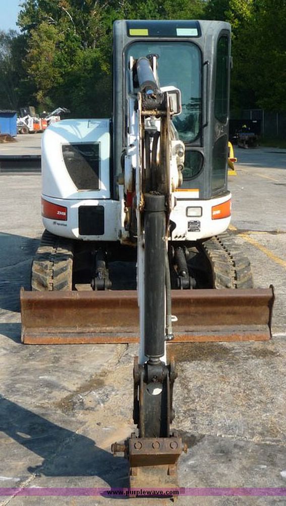 image for item 2044 2006 Bobcat 430 Fastrack compact excavator