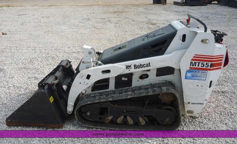 image for item 2048 2007 Bobcat MT55 mini track loader