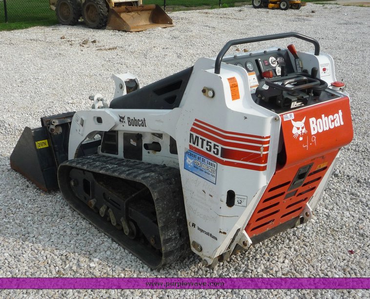 image for item 2048 2007 Bobcat MT55 mini track loader