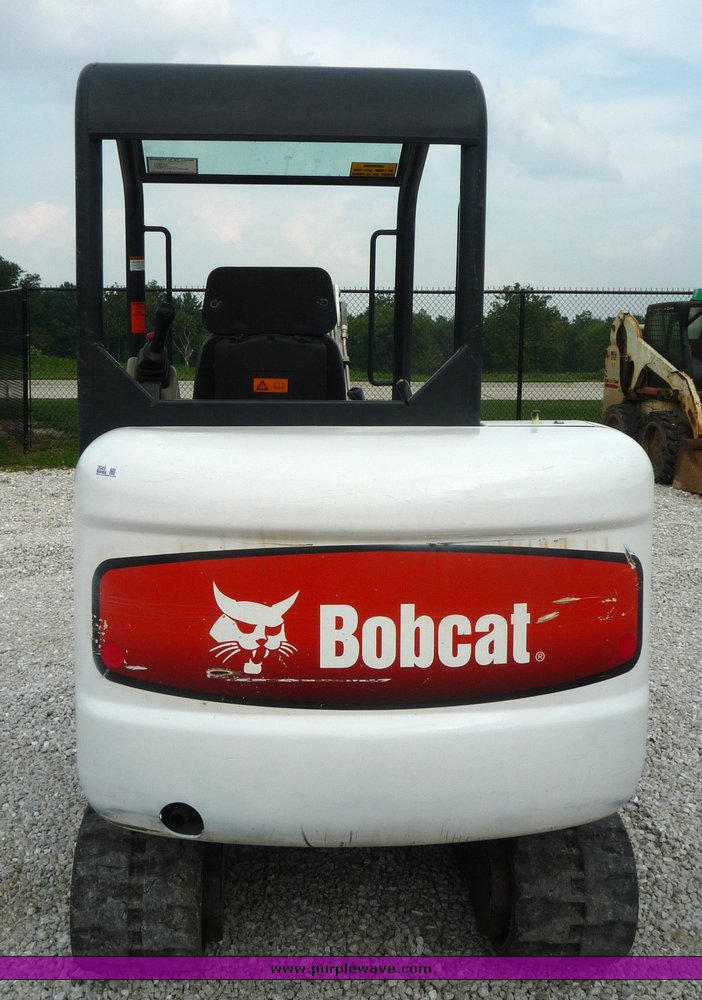 image for item 2049 2006 Bobcat 328G mini excavator