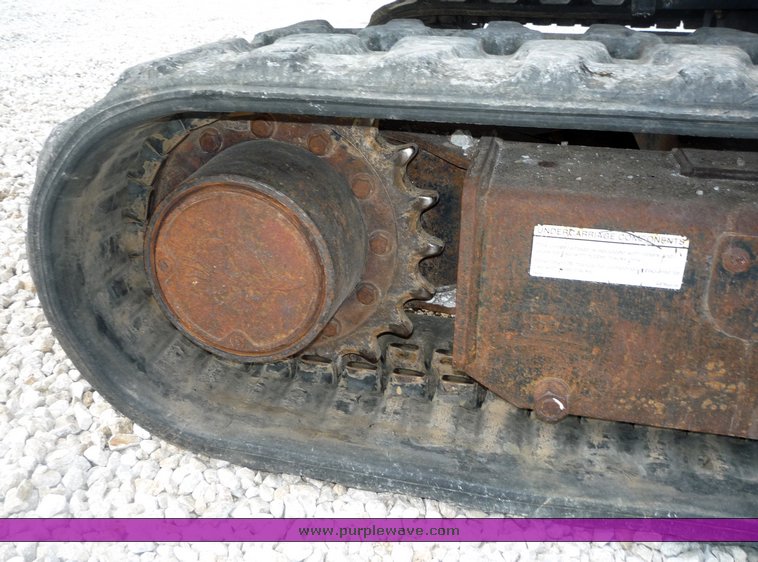 image for item 2049 2006 Bobcat 328G mini excavator