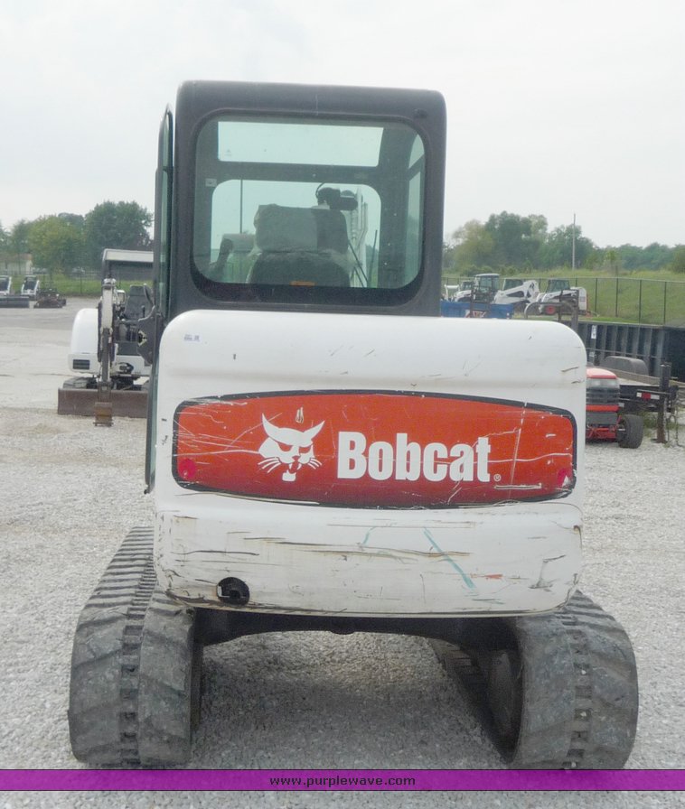 image for item 2051 2006 Bobcat 337G compact excavator