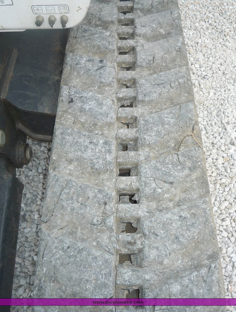 image for item 2051 2006 Bobcat 337G compact excavator