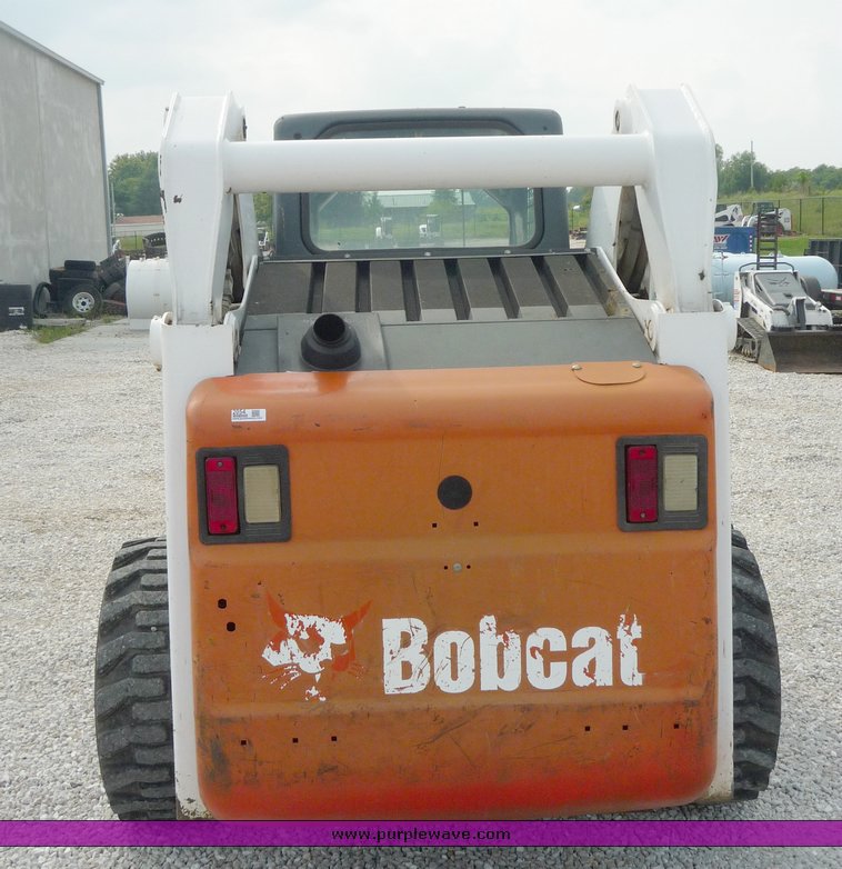 image for item 2054 2002 Bobcat S250 skid steer