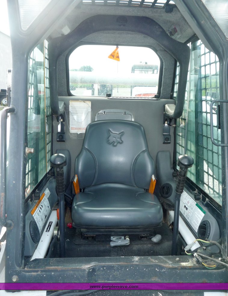 image for item 2055 2005 Bobcat T300 skid steer