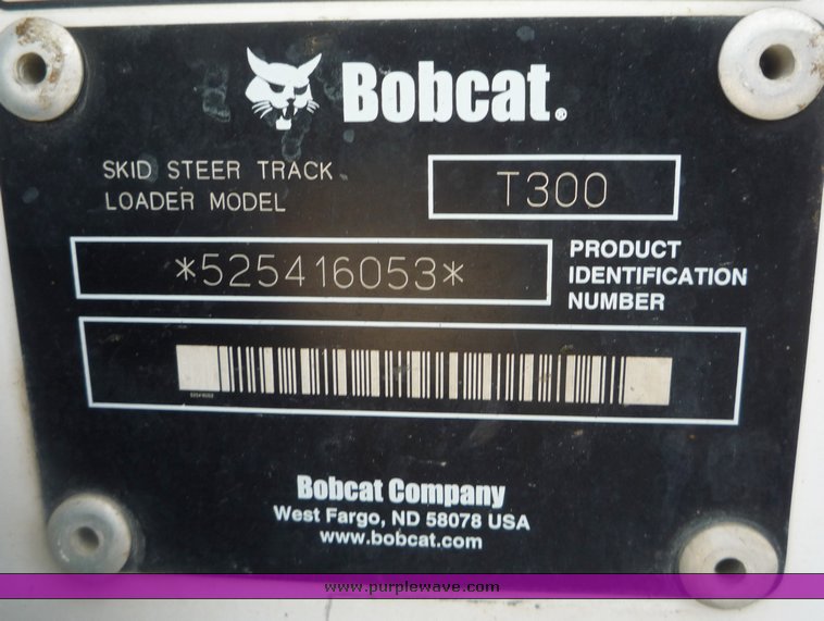 image for item 2055 2005 Bobcat T300 skid steer