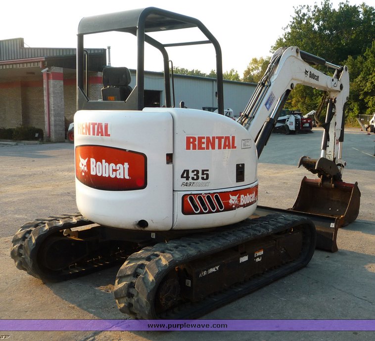 image for item 2057 2005 Bobcat 435 compact excavator