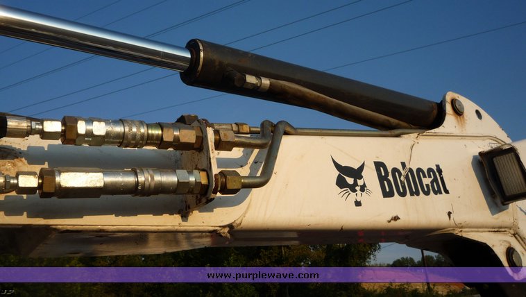 image for item 2057 2005 Bobcat 435 compact excavator