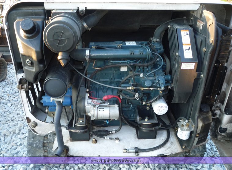 image for item 2058 2006 Bobcat 331E excavator