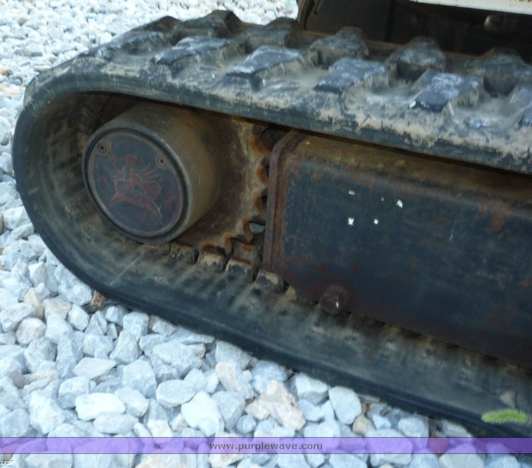 image for item 2058 2006 Bobcat 331E excavator