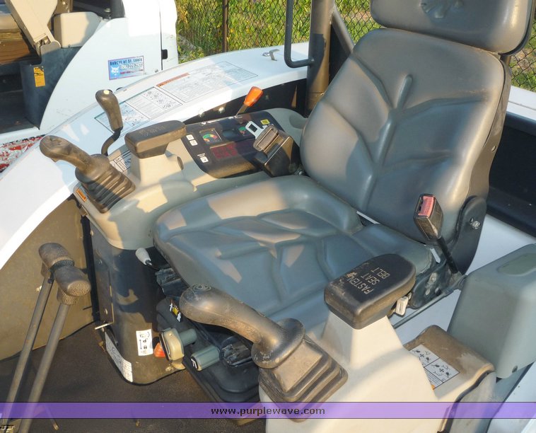 image for item 2059 2005 Bobcat 331E excavator<br />&middot; 1,049 hours on gauge<br />&middot; 40 hp diesel engine<br />&middot; Key-less ignition