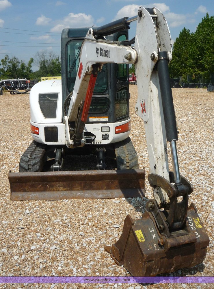 image for item 2270 2005 Bobcat 430AG excavator