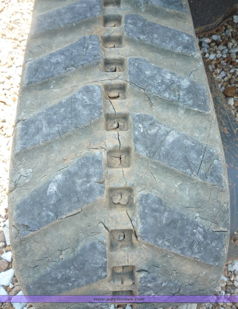 image for item 2270 2005 Bobcat 430AG excavator