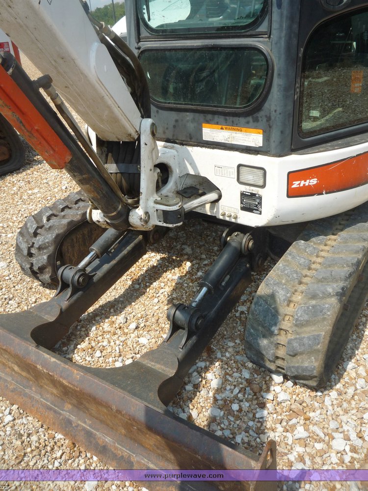 image for item 2270 2005 Bobcat 430AG excavator