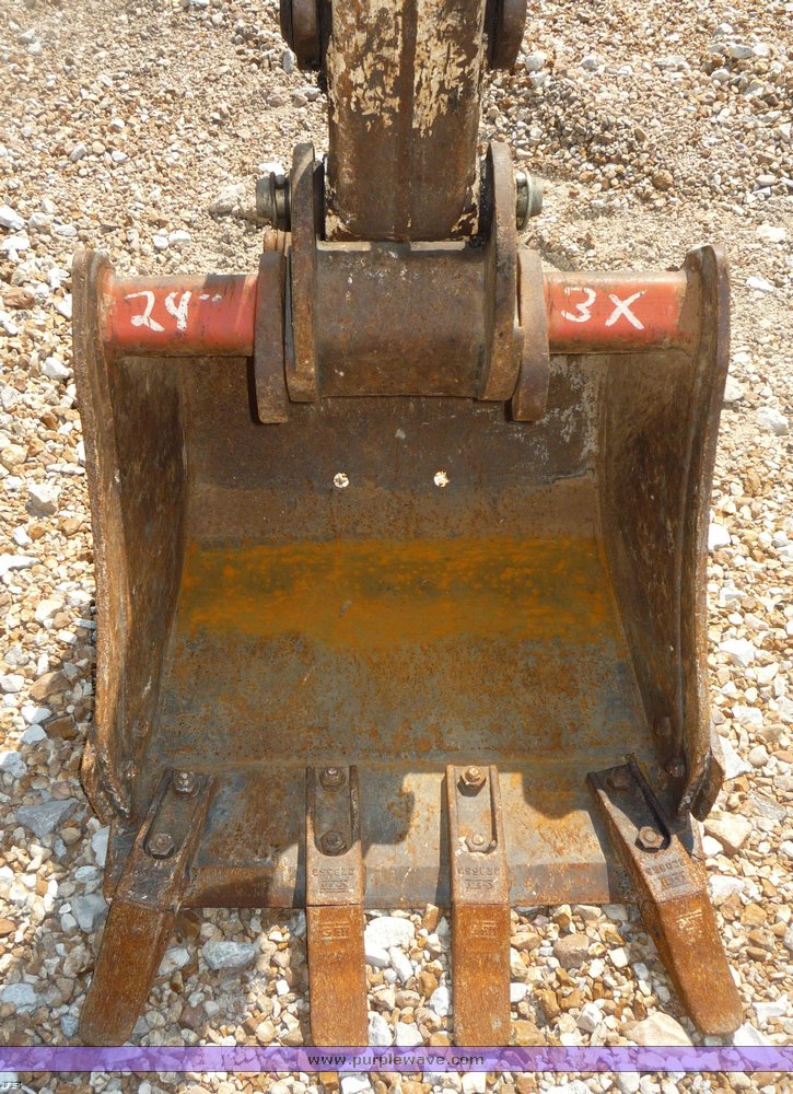 image for item 2270 2005 Bobcat 430AG excavator