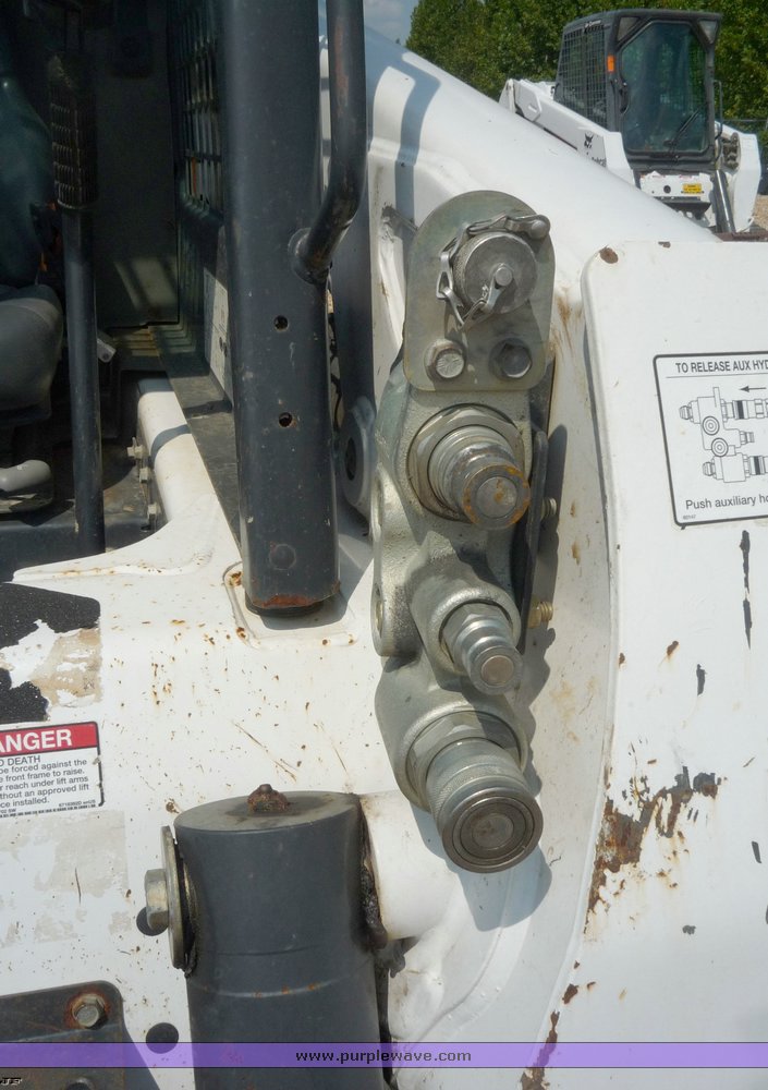 image for item 2271 2006 Bobcat T250 skid steer