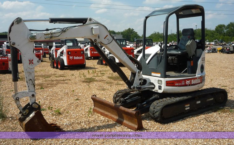 image for item 2273 2004 Bobcat 430G excavator