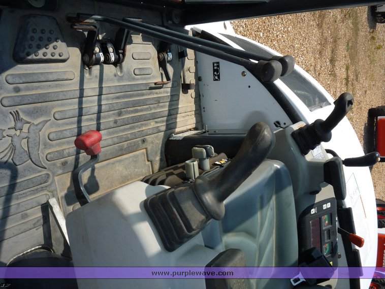 image for item 2273 2004 Bobcat 430G excavator