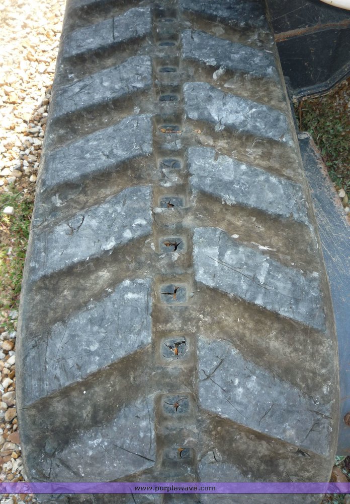 image for item 2273 2004 Bobcat 430G excavator