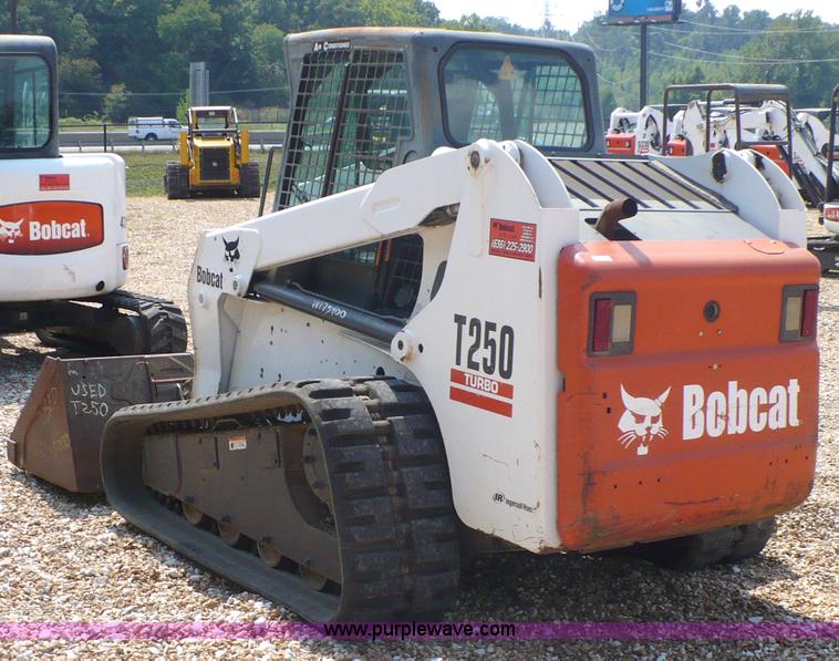 image for item 2274 2004 Bobcat T250 skid steer