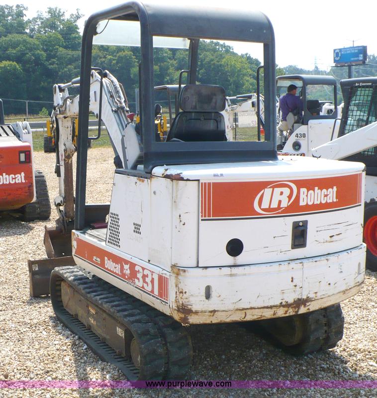 image for item 2275 2000 Bobcat 331 compact track excavator