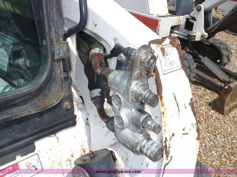 image for item 2276 2008 Bobcat S250 skid steer