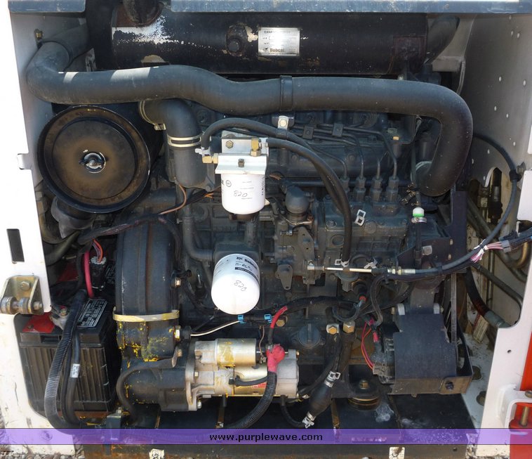 image for item 2277 2005 Bobcat S220 skid steer