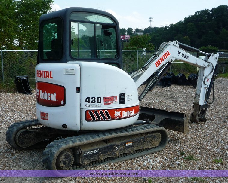 image for item 2278 2006 Bobcat 430E excavator