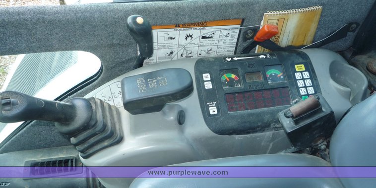 image for item 2278 2006 Bobcat 430E excavator