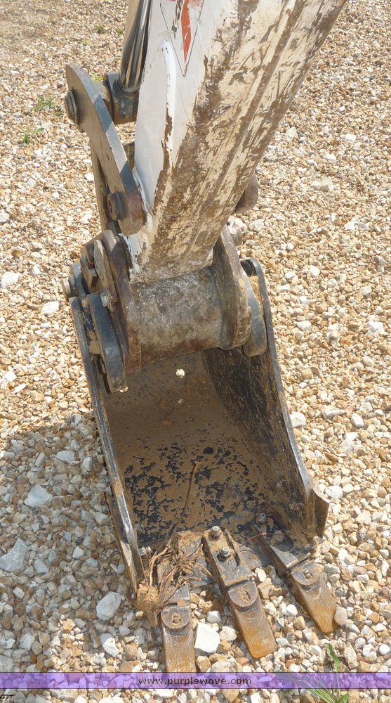 image for item 2281 2006 Bobcat 325EX excavator