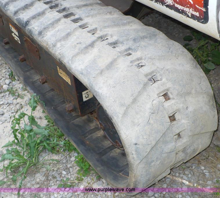 image for item 2282 2004 Bobcat 341G excavator