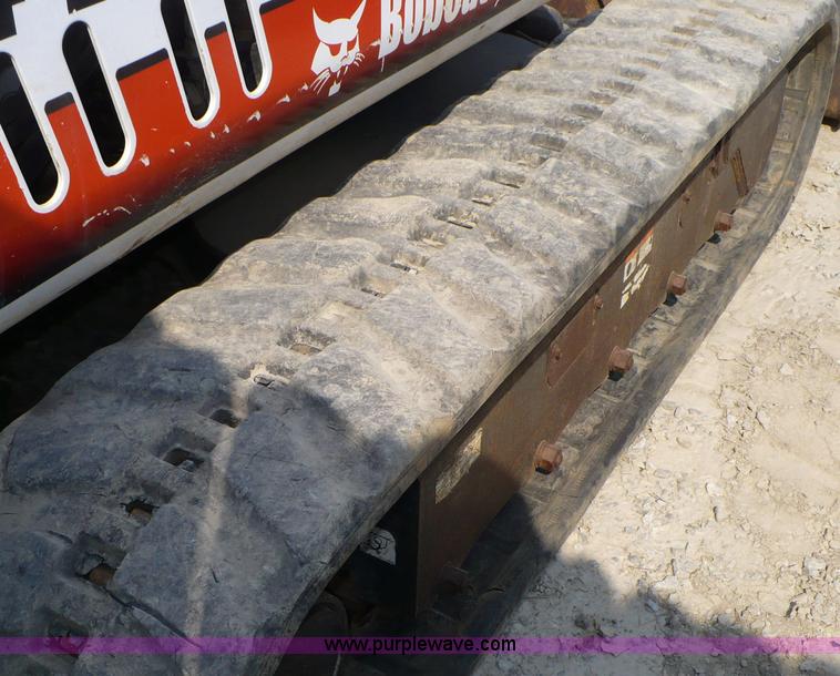 image for item 2282 2004 Bobcat 341G excavator