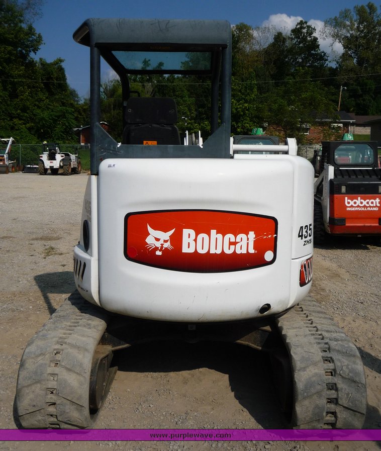 image for item 2283 2004 Bobcat 435G excavator
