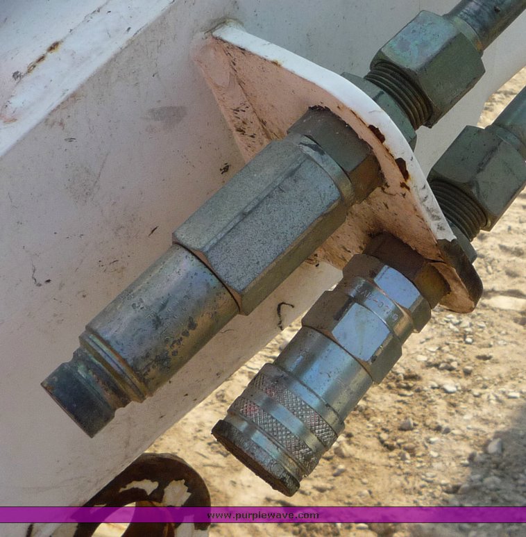 image for item 2283 2004 Bobcat 435G excavator