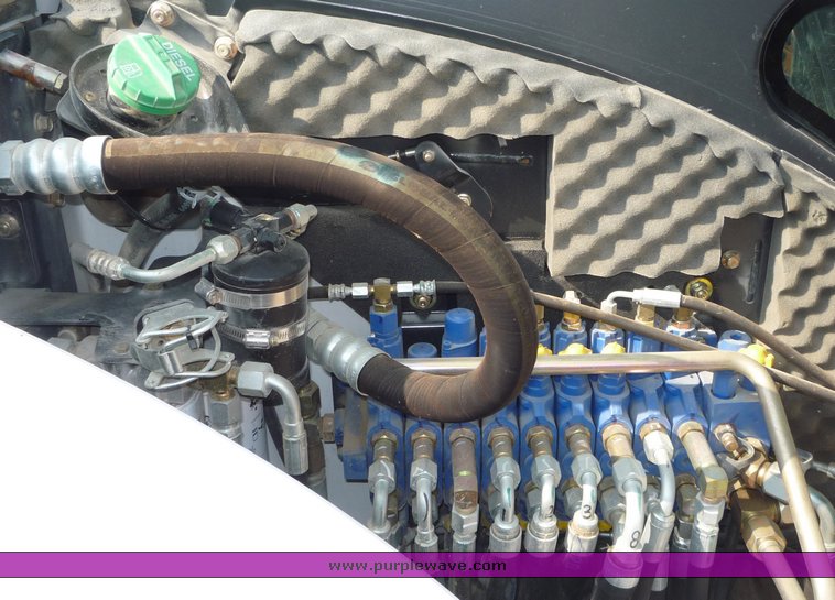 image for item 2284 2006 Bobcat 341G excavator